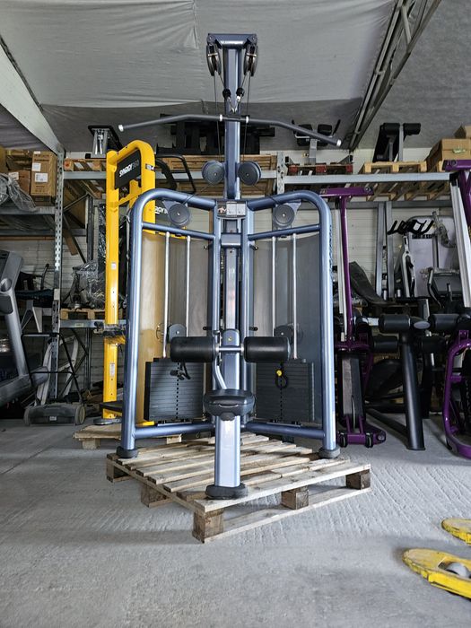 Life Fitness Signature PULDOWN Dual ! Olymp technogym hes