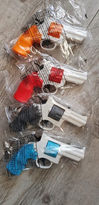 Pistolet rewolwer na wodę