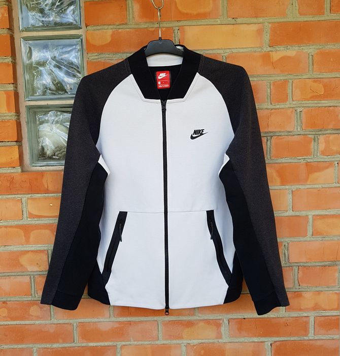 Nike Tech Fleece Varsity Bomber кофта олимпийка бомбер оригинал M