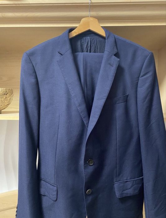 Мужской темно-синий костюм Hugo Boss, р. 52 (42R), состояние 5/5