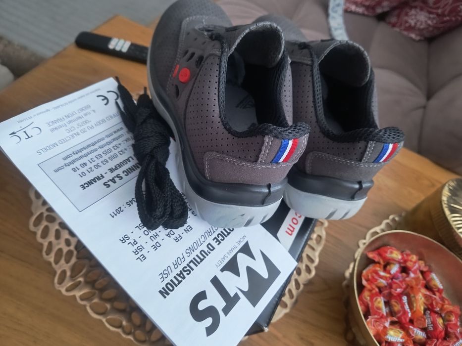 Buty robocze MTS rozmiar 39 i 43