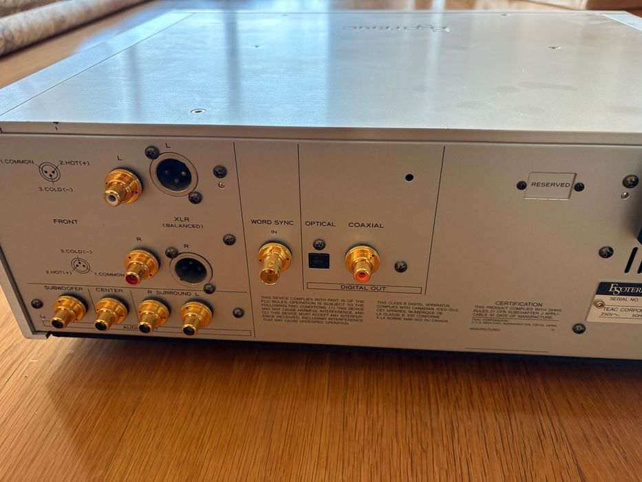 Leitor de CD/SACD ESOTERIC X01