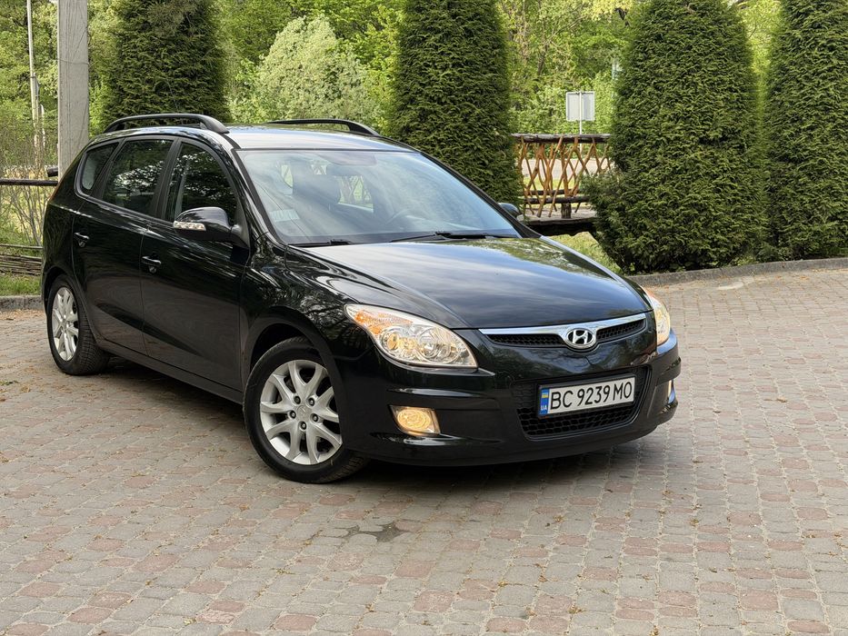 Економне авто Hyundai i30 1.6 дизедь