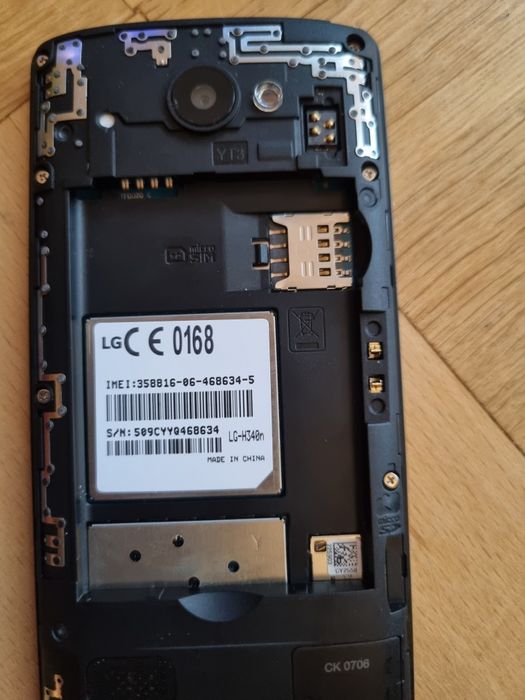 Telefon komórkowy LG H340n