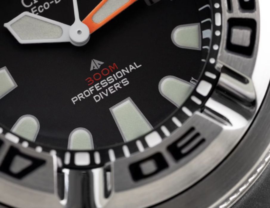 Citizen Ecozilla diver 300m