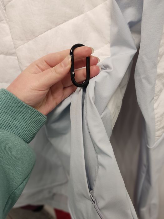 Nowa kurtka 4F z Igrzysk Olimpijskich w Pekinie, rozm L