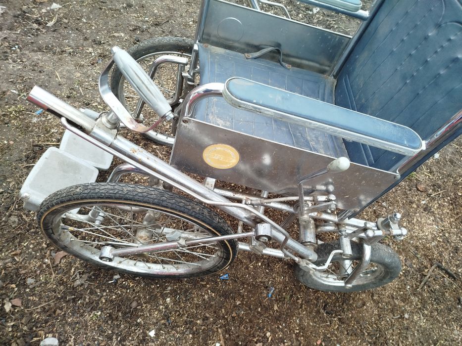 Продам інвалідну коляску