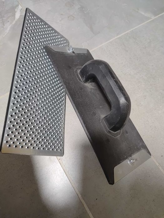 Nowe pace szlifierskie do styropianu