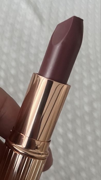 Charlotte Tilbury Matte Revolution M.I.Kiss pomadka szminka do ust