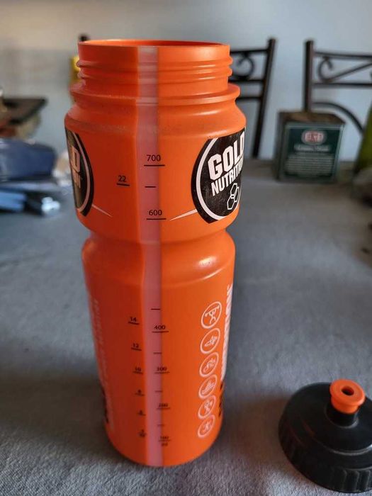 Plastic Bottle443822359341312004