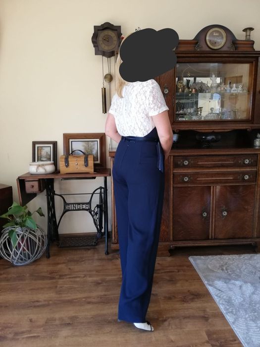 Wyjątkowy elegancki kombinezon z bawełniana koronką  na komunię,wesele