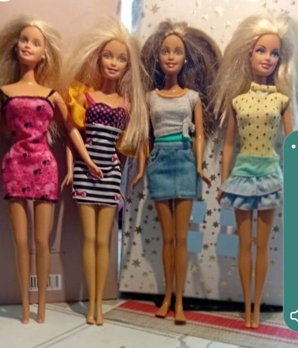 Bonecas Barbie várias