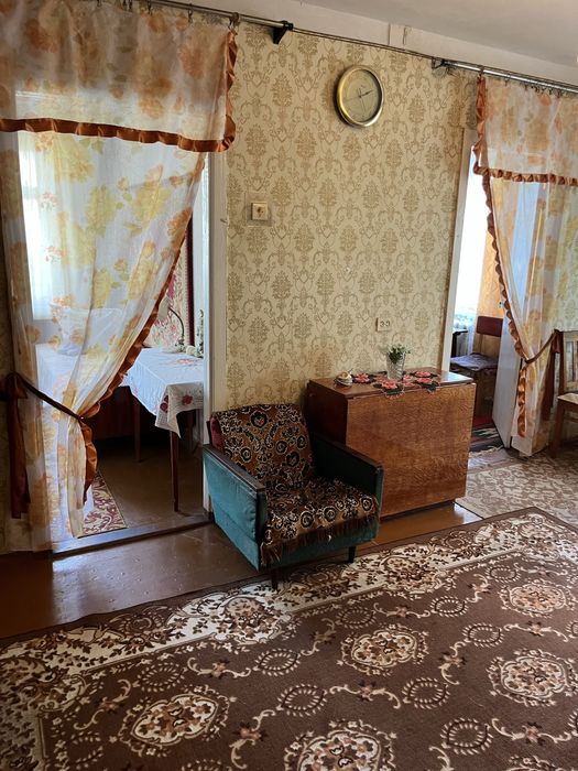 4 кімнатна квартира