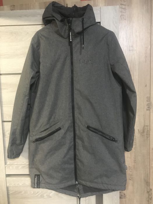 Продам куртку демісезон