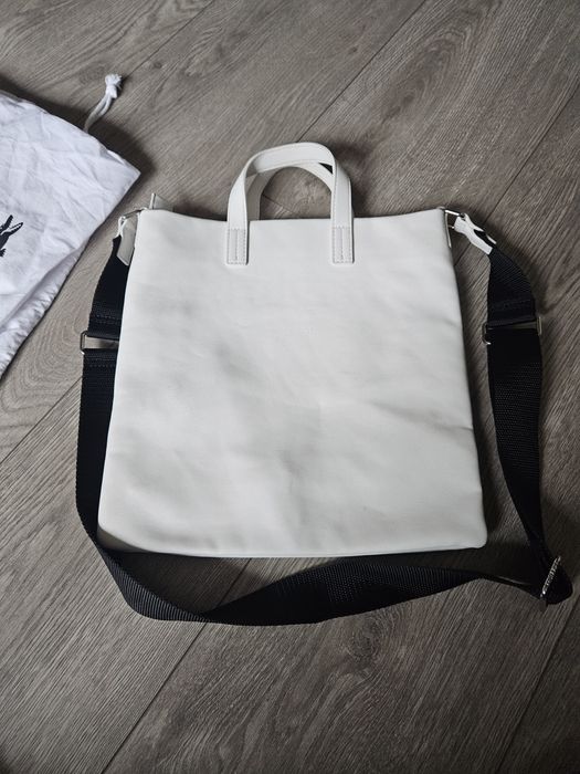 Sprzedam torebke Lacoste