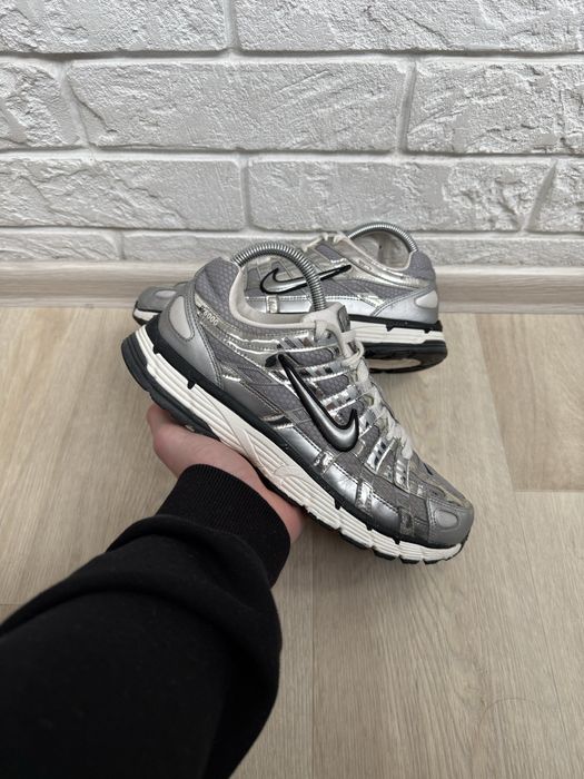 Кросівки Nike p-6000