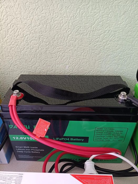 Акамулятор DatouBoss lifepo4 12.8v 100Ah