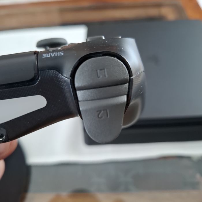 PlayStation 4slim +GRA