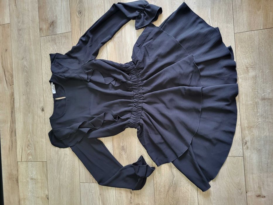 Prześliczna sukienka czarna LaLu r. M (r. 38-2) stan  nowa