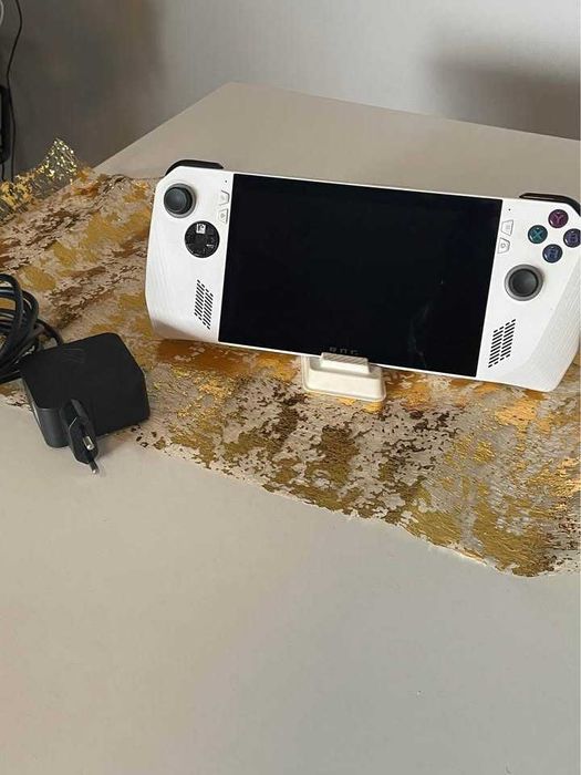 ASUS ROG Ally RC71L-NH001W – Edição Z1 Extreme