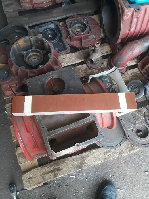 Beczkowóz. Pompa JUROP PN 155. Łopatka.