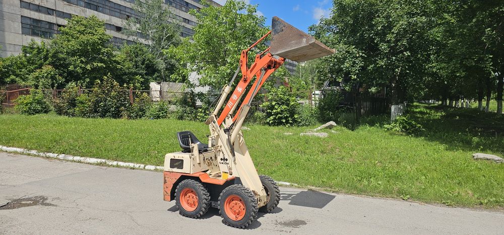 Навантажувач Міні Японський Kobelko SK04