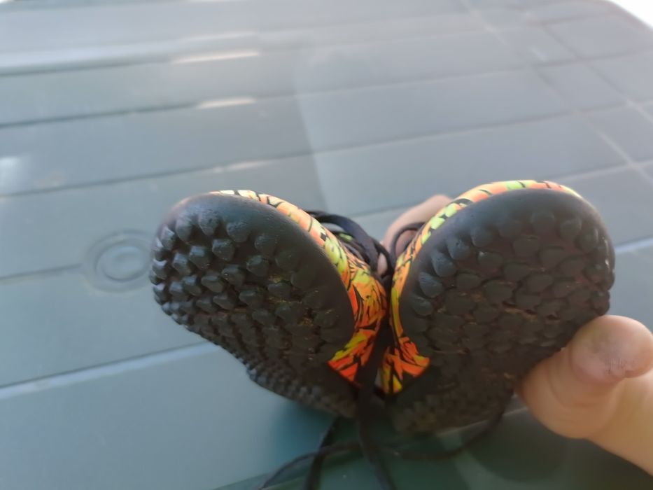 Chuteiras adidas n*28