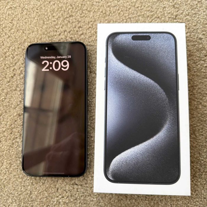 Apple iPhone 15 Pro Max - 1TB - Azul Titânio (Desbloqueado)