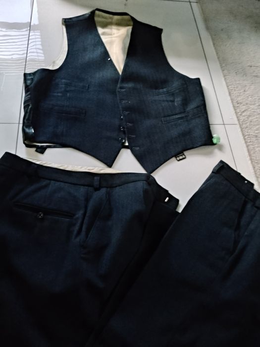 Sprzedam garnitur męski