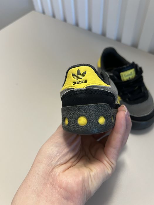 Кросівки литячі adidas