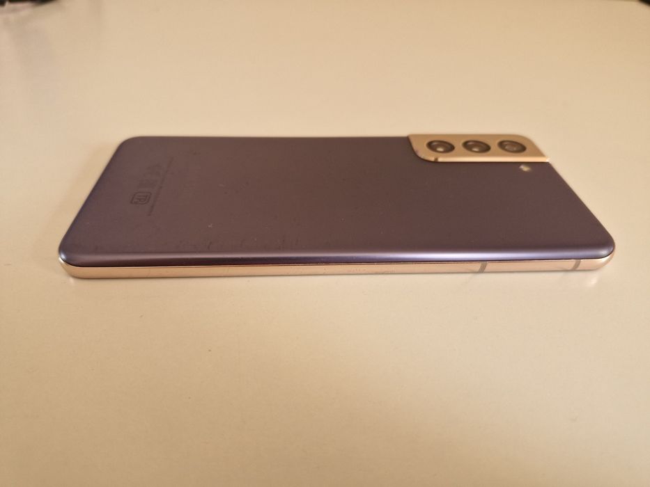 Телефон Samsung S21 128/8
