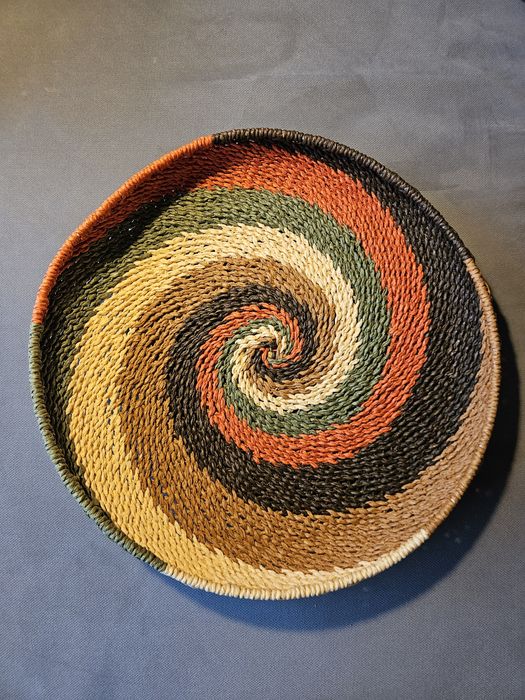 Cesta / prato decorativo em tecido