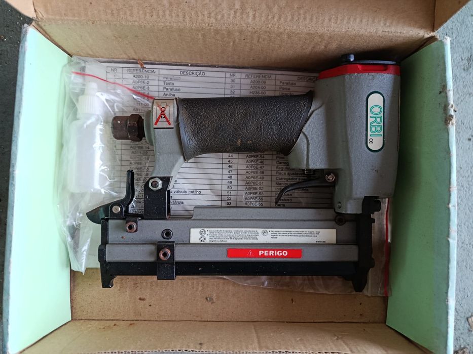 Máquina de pregar Orbi Mini 12/18 – Compacta e funcional