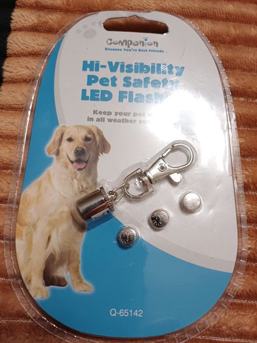 Светодиодный мигающий маячок Companion Hi-Visibility Pet Safety LED Fl