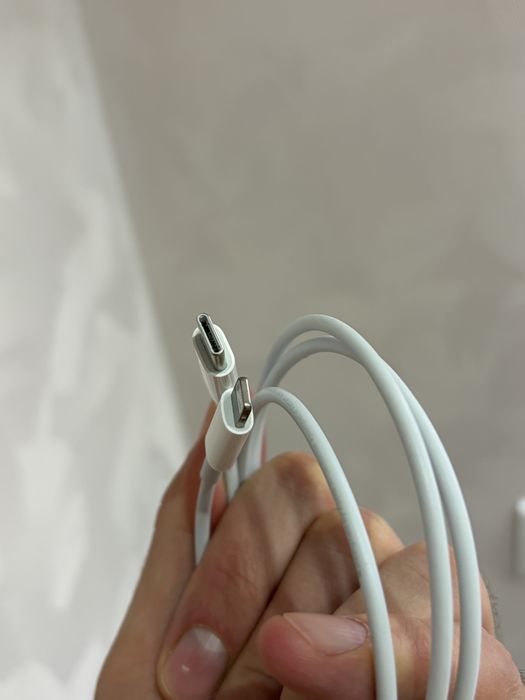 Кабель Apple USB-C to Lightning