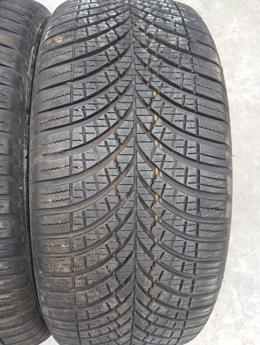 245/45 R18 100Y Goodyear Vector 4Seasons