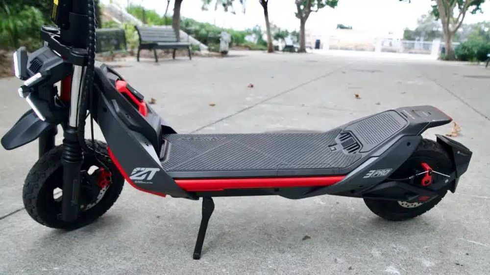 Trotinette Segway eKickScooter ZT3 Pro