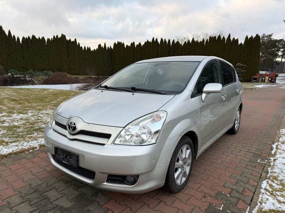 Toyota Corolla Verso Zero rdzy 1 wlasciciel