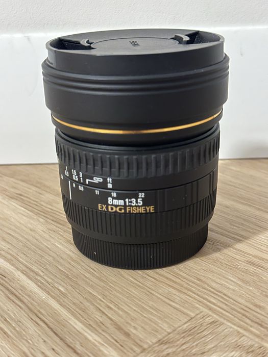 Obiektyw fisheye rybie oko Sigma 8mm EX DG mocowanie Canon EF stan idealny