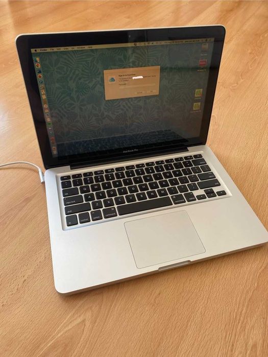MacBook Pro (Retina, 13-inch, Mid 2012)
