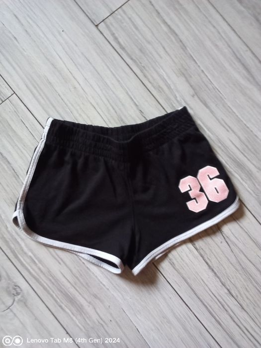 **Spodenki dziewczęce H &M r.134