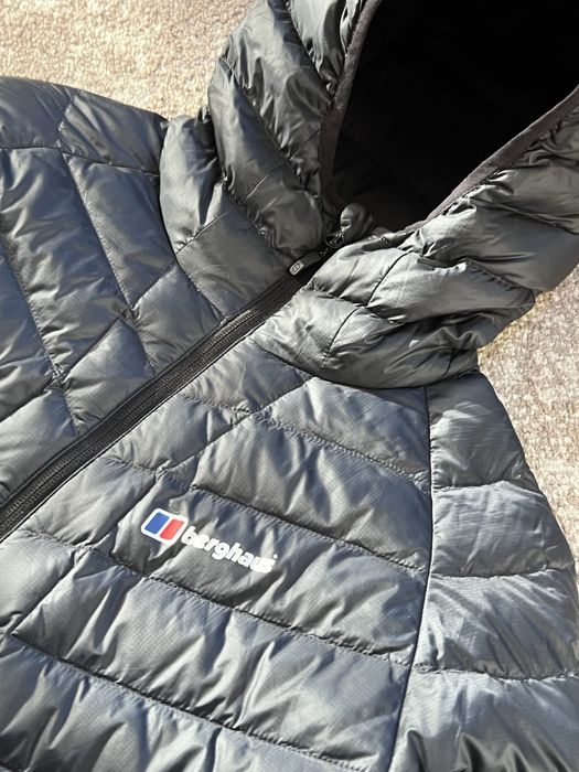 пуховик berghaus