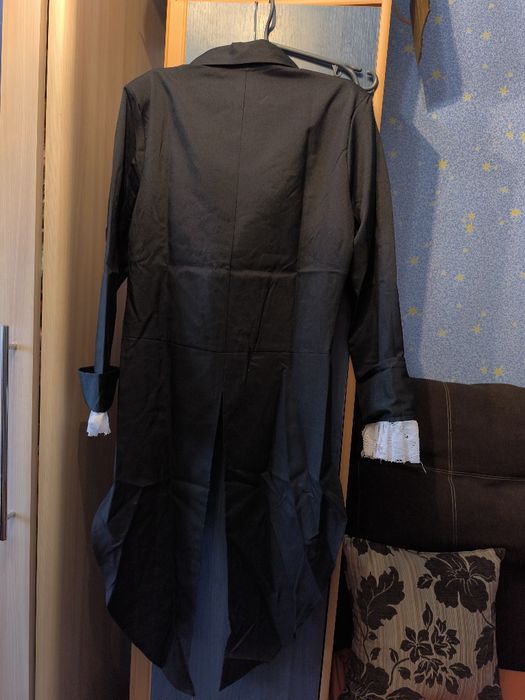 Фрак,сюртук новый размер M