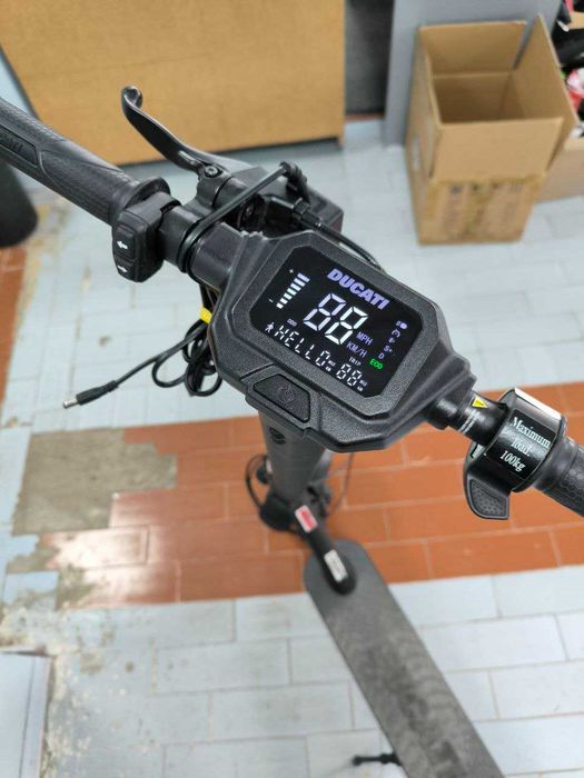 Електросамокат Ducati Pro II Evo