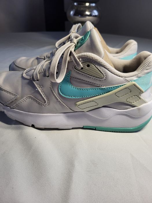Świetne Nike rozm.39