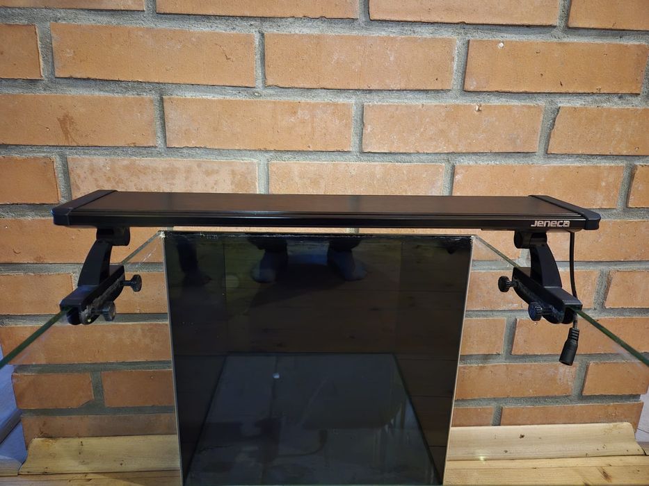 Lampa LED do akwarium 30-40cm szerokość