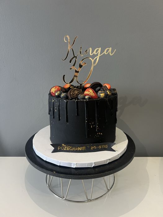 Torty urodzinowe, ciasta, figurki