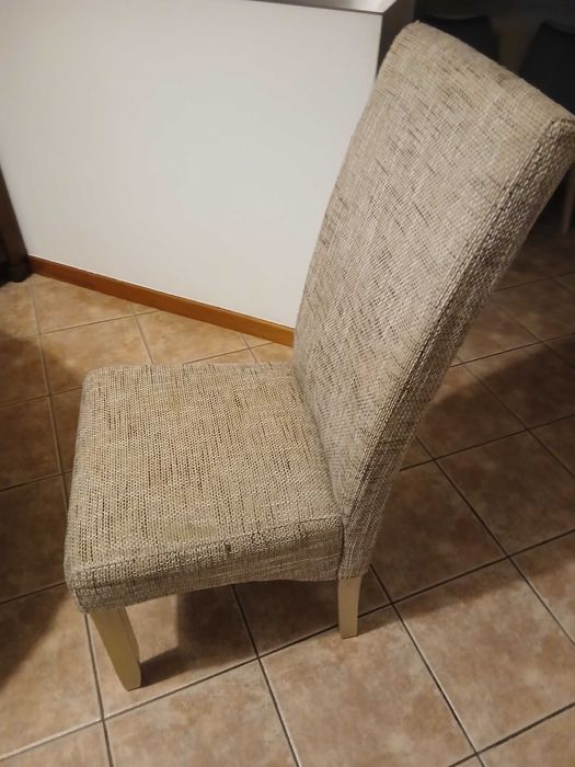 Cadeira para mesa de jantar