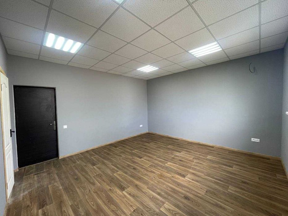 Продам виробничу базу, Фастів, ділянка 43 сотки + забудови!