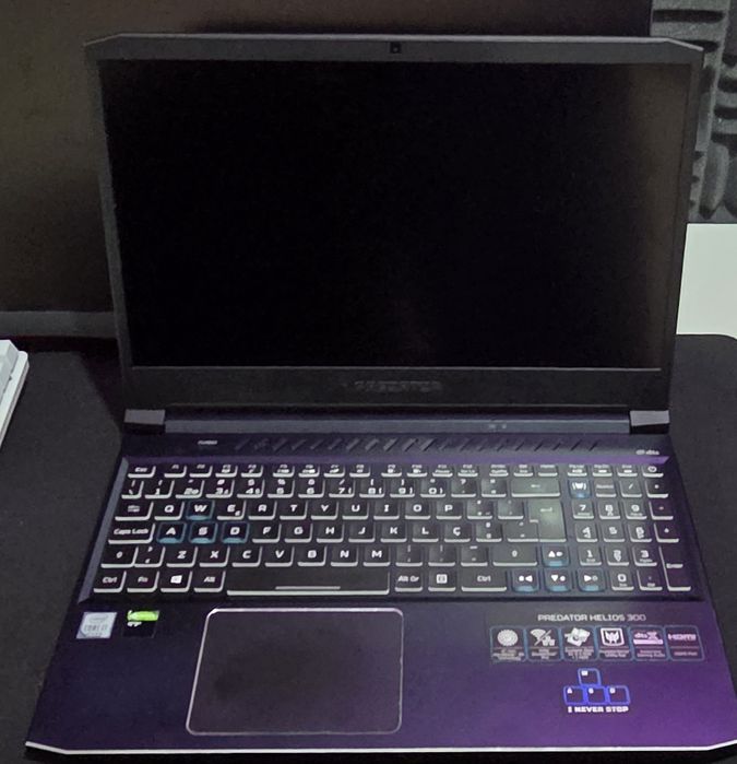 Portátil Gaming ACER Predator Helios 300